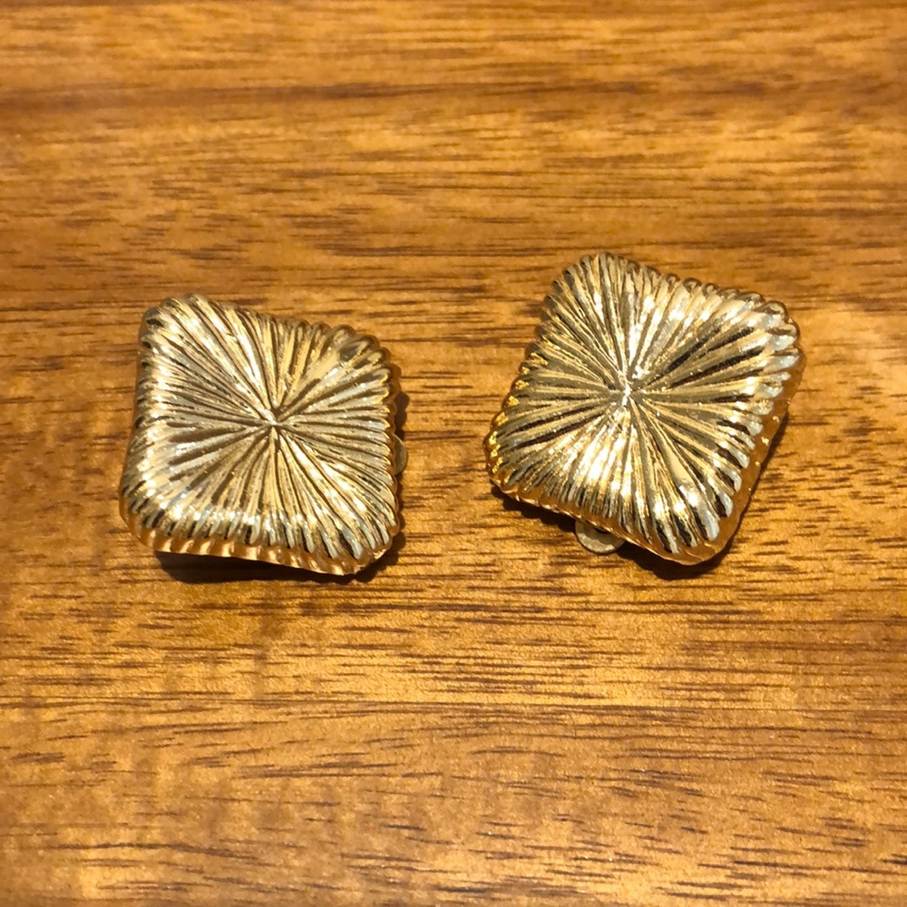 NEW Gold Tone Bricks Square Clip on Earrings